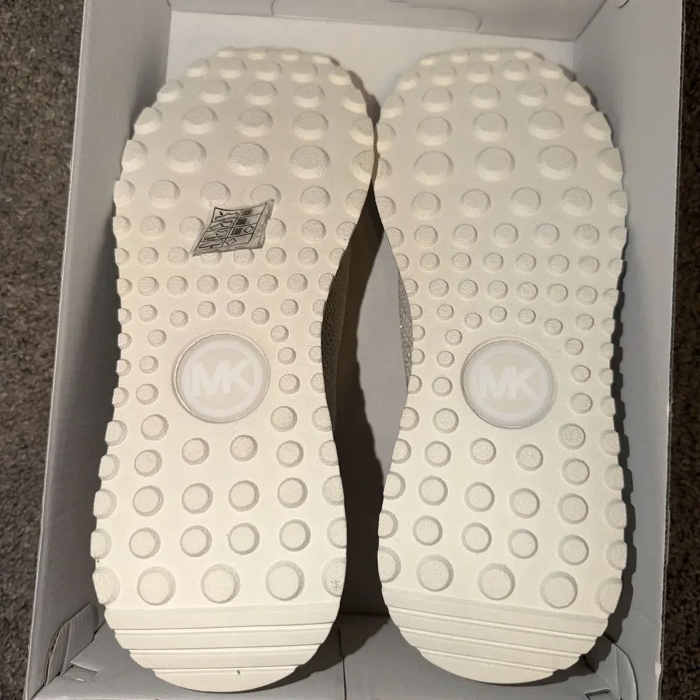 Michael Kors Bodie Slip On Sneakers MET SF Stretch Knit Cream Sz 7 M Gold Accent